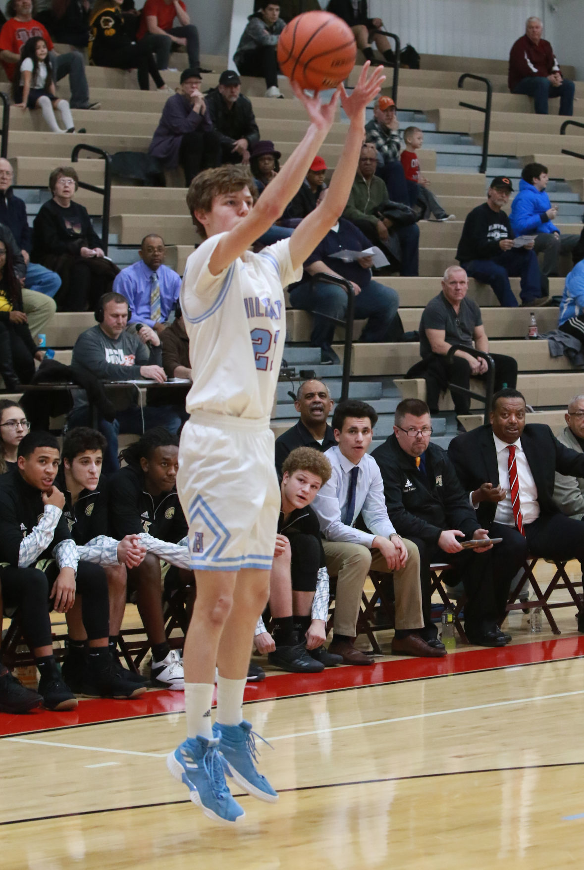 Boys basketball - Griffith at Hanover Central